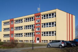 Bild der Schule in Schönfeld